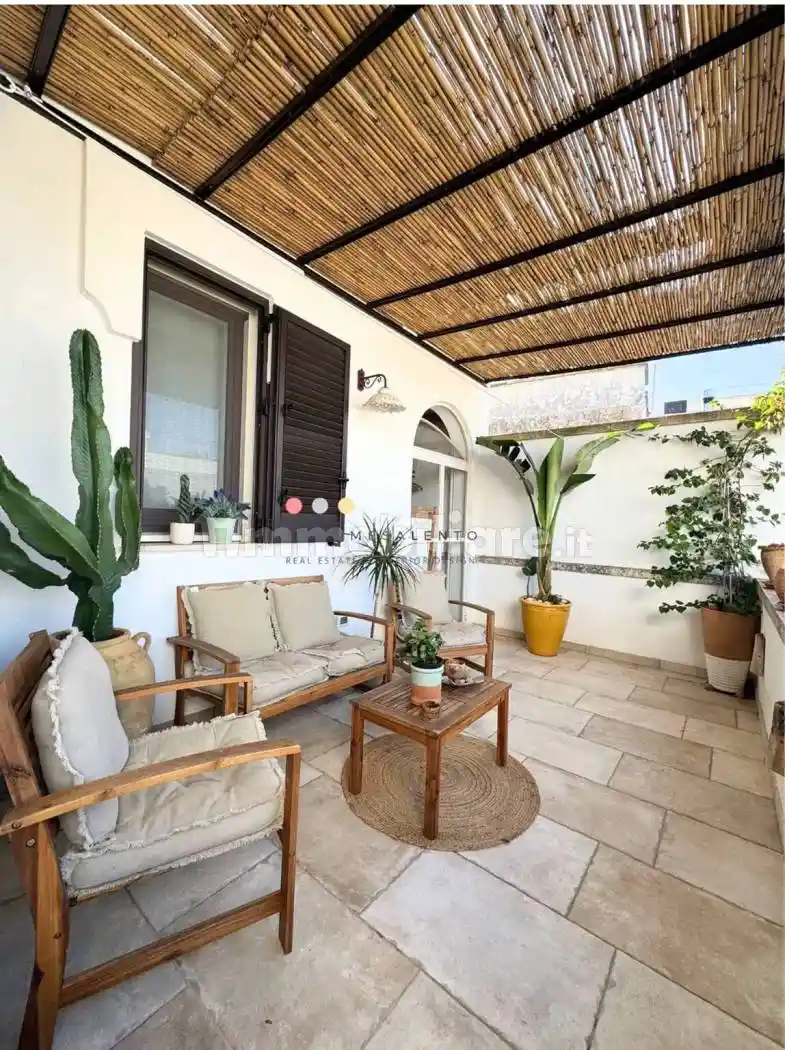 Appartamento in vendita a Specchia