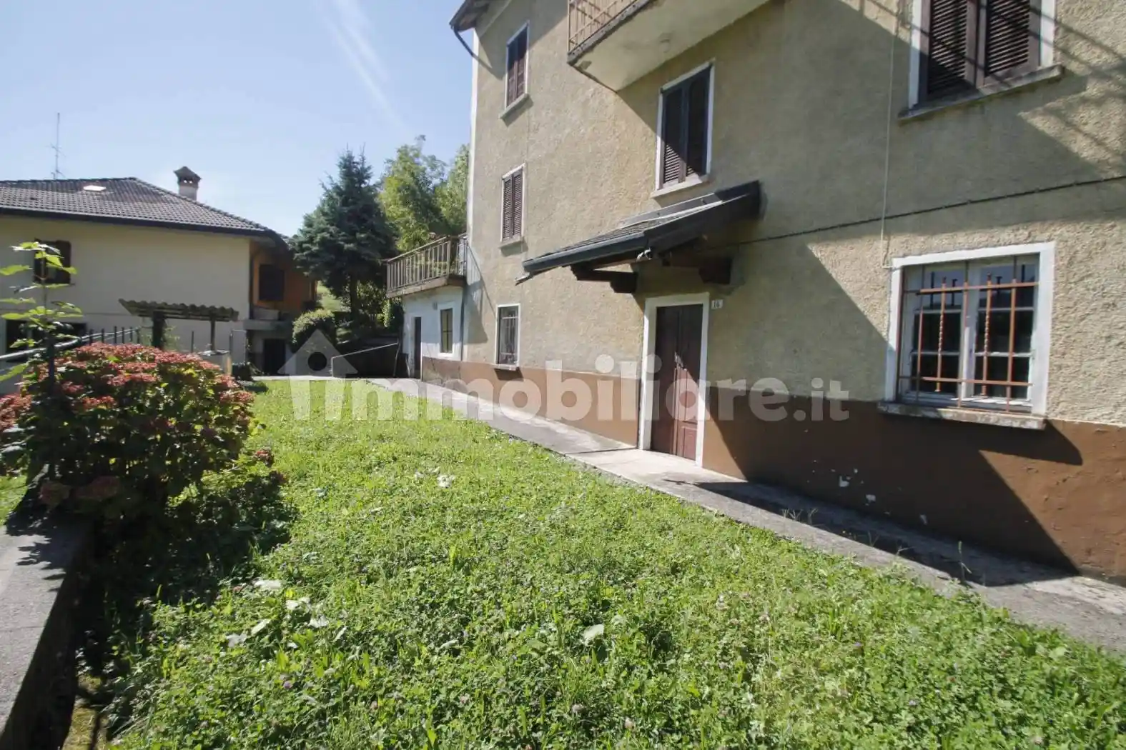 Casa indipendente in vendita a Sant'Omobono Terme