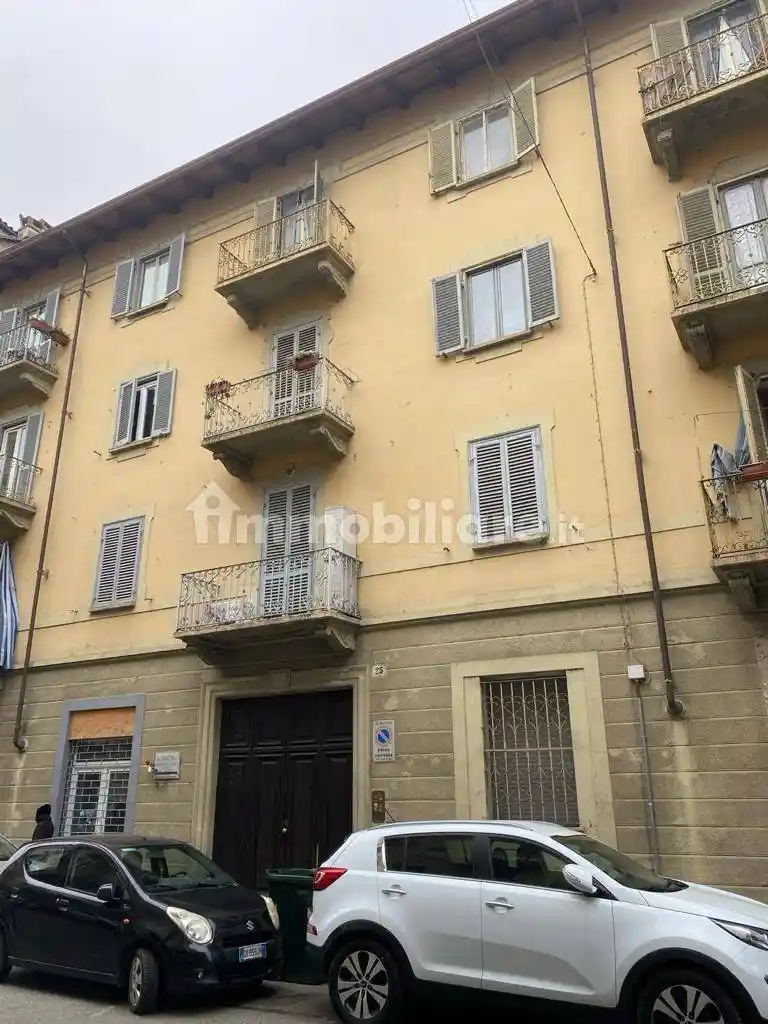 Appartamento in vendita a Torino