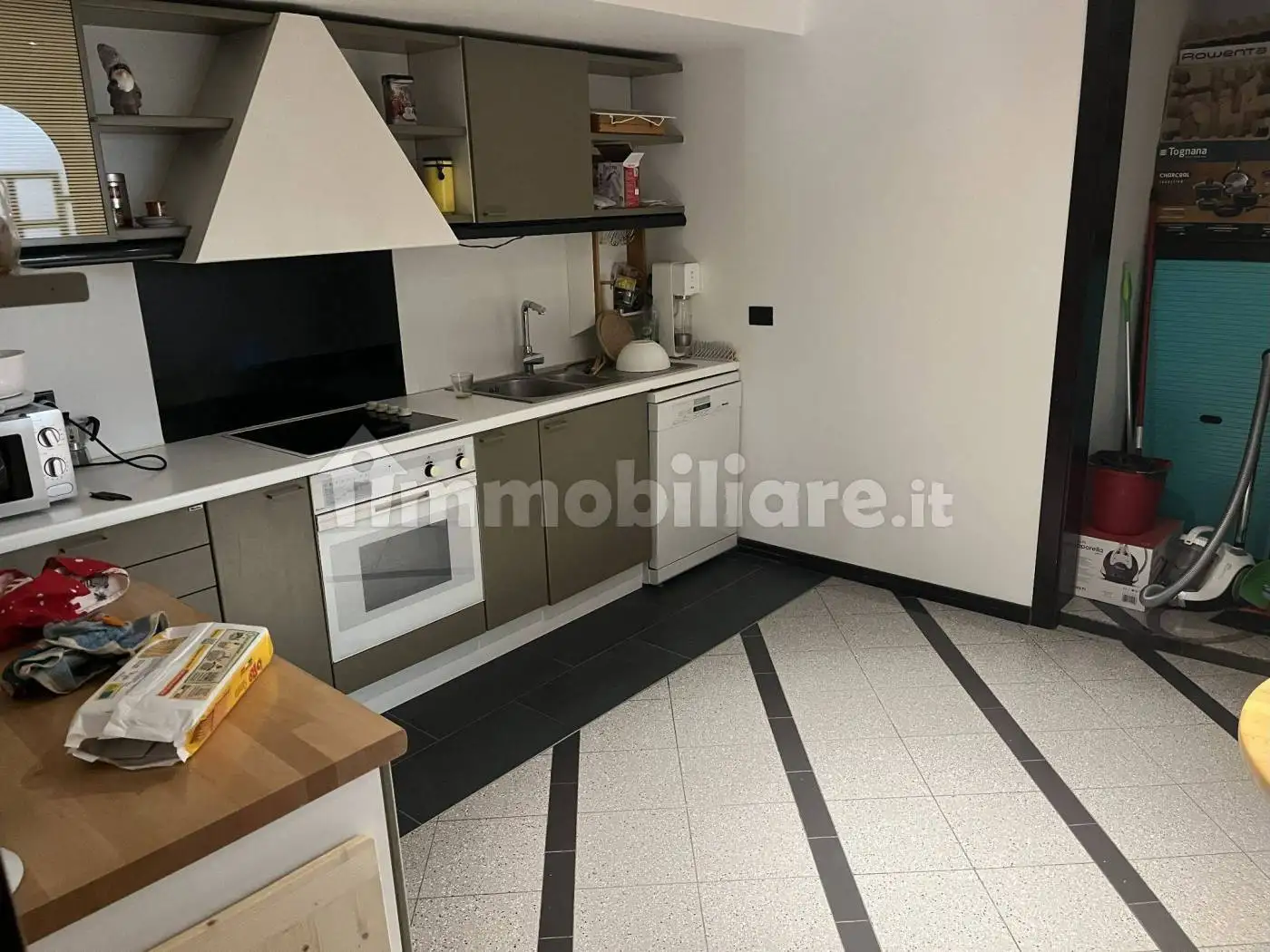 Trilocale via Museo 48, Centro, Bolzano - foto 3