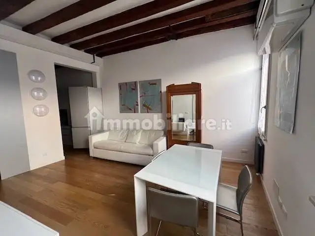 Appartamento in affitto a Venezia