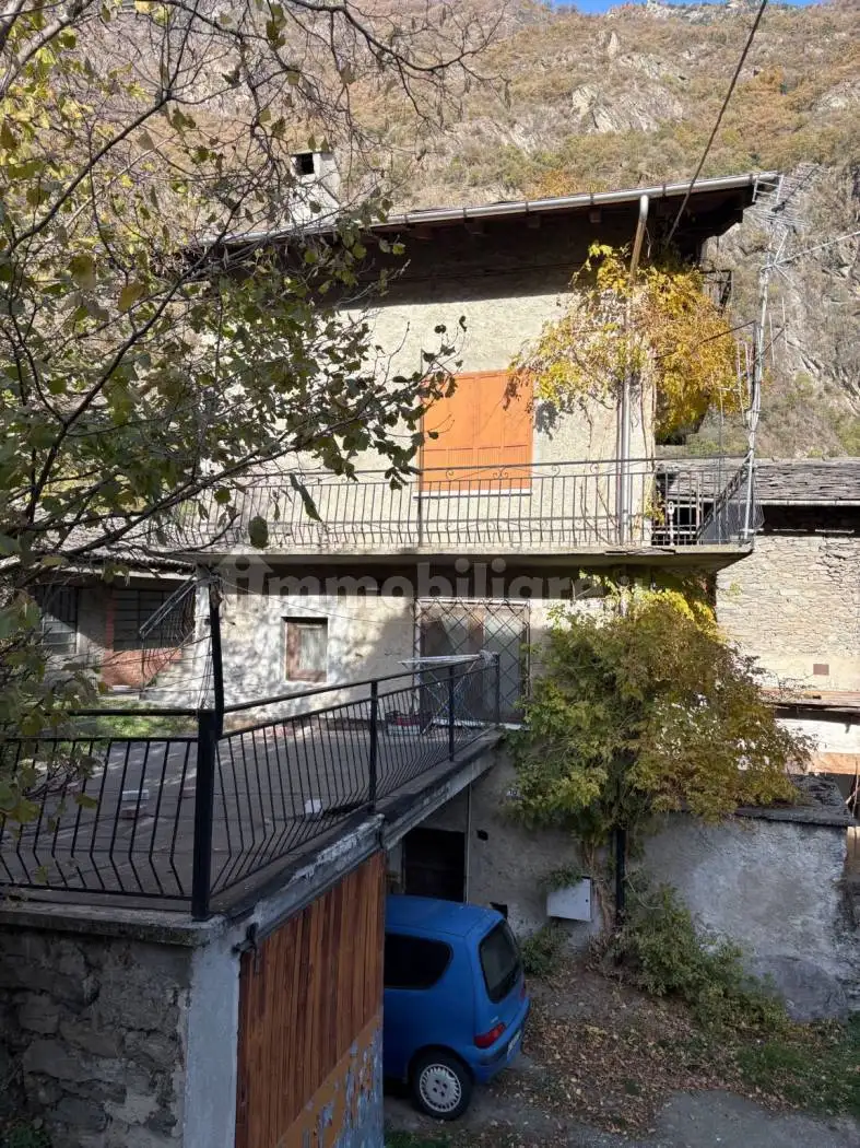 Villa unifamiliare frazione Rollety 8, Centro, Arnad - foto 4