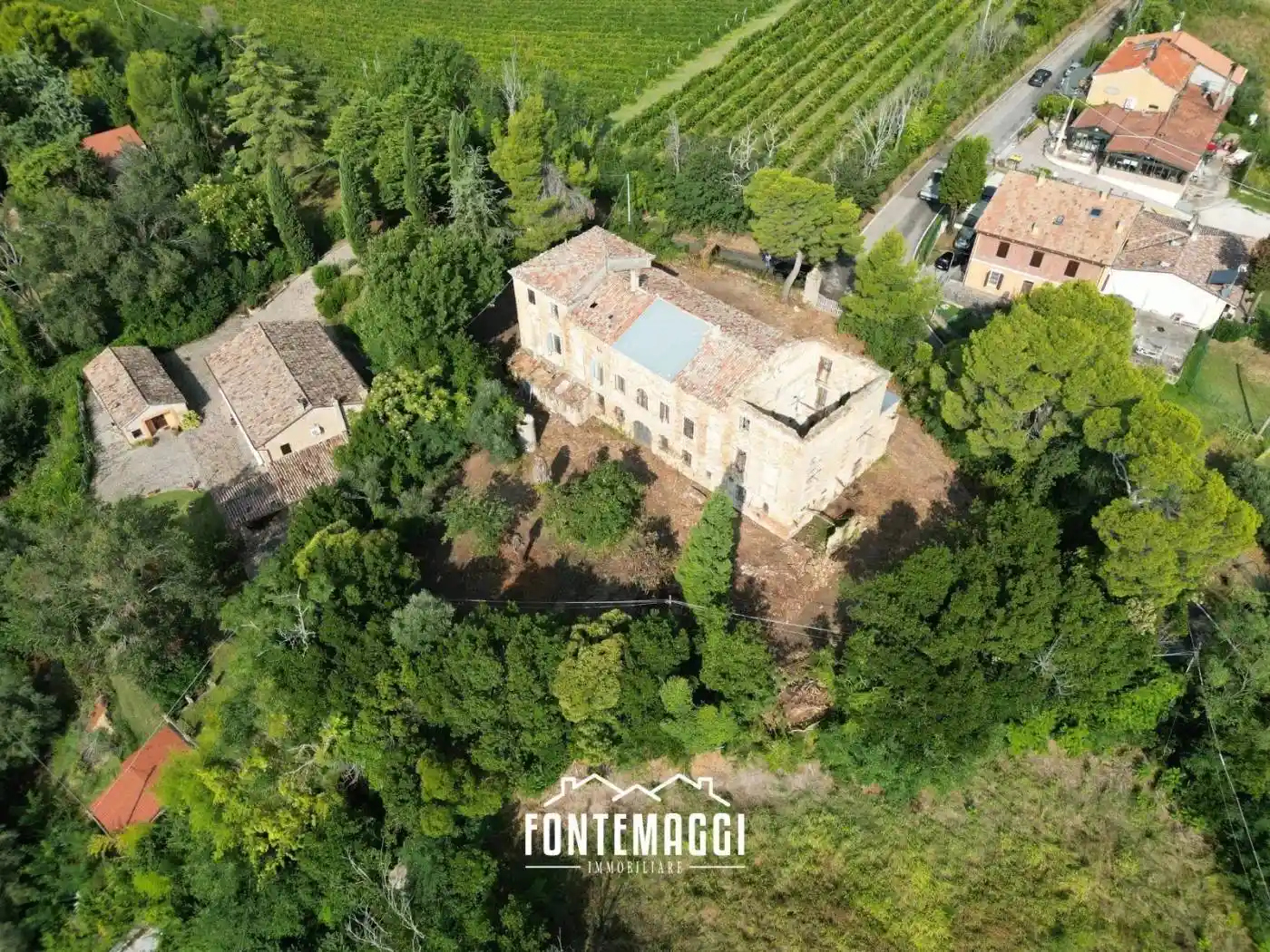 Casa colonica, da ristrutturare, 850 m², Novilara, Pesaro - foto 3