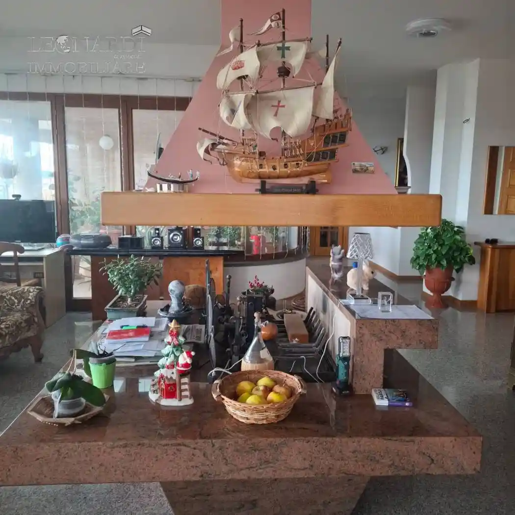 Villa plurifamiliare, buono stato, 1200 m², Santa Lucia, Perugia - foto 3