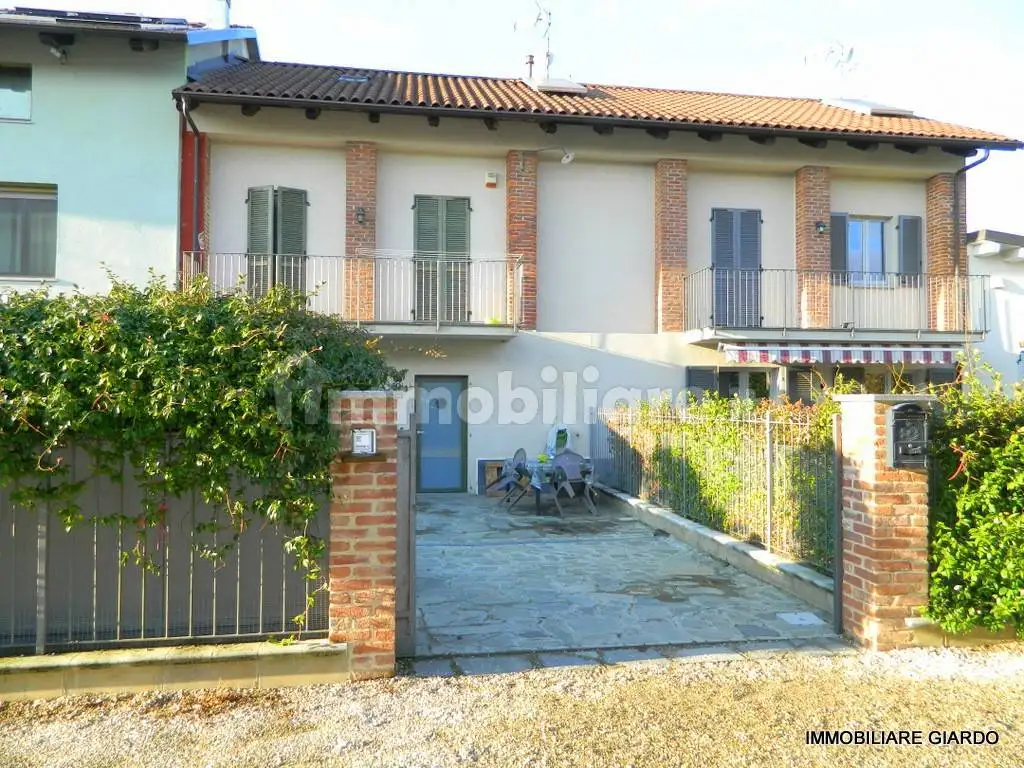 Casa indipendente in vendita a Buttigliera d'Asti