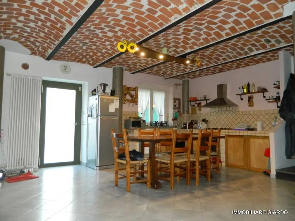 Terratetto unifamiliare via Villanova 61, Centro, Buttigliera d'Asti - foto 2