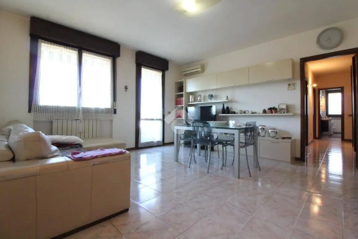 Trilocale via Leonardo da Vinci 6, Centro, Crespiatica - foto 3