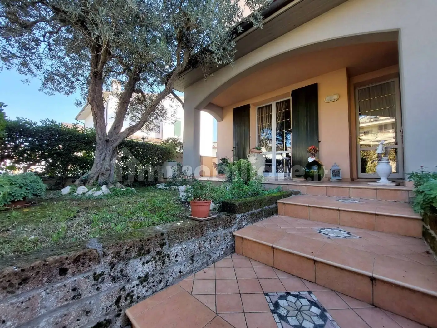 Villa in vendita a Imola