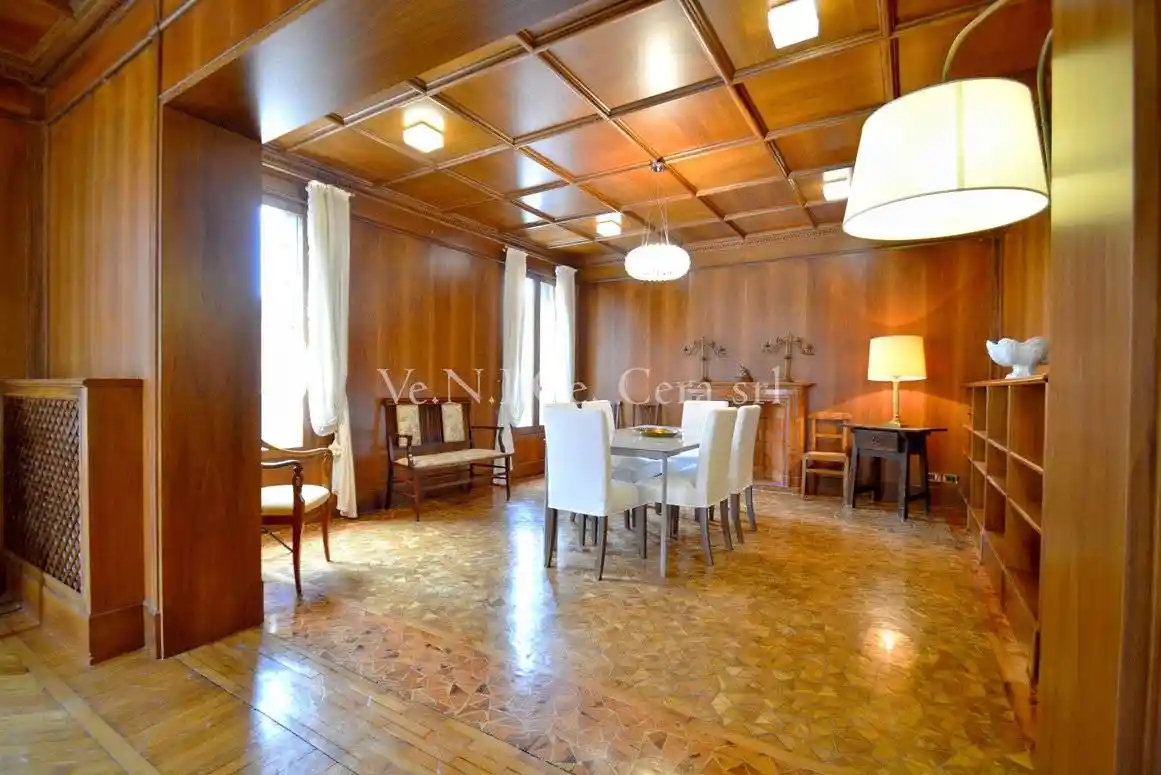 Appartamento Campo Santo Stefano, San Marco, Venezia - foto 3