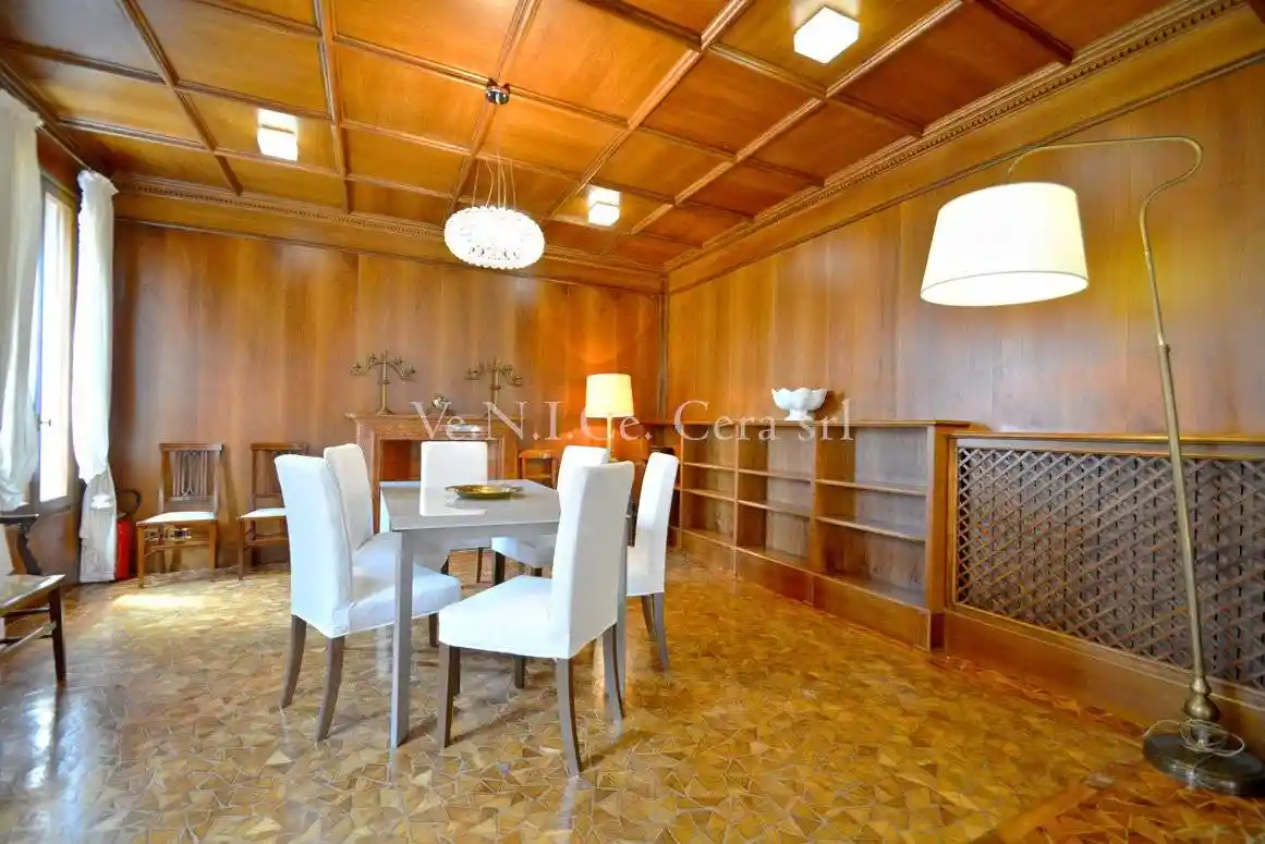 Appartamento Campo Santo Stefano, San Marco, Venezia - foto 4