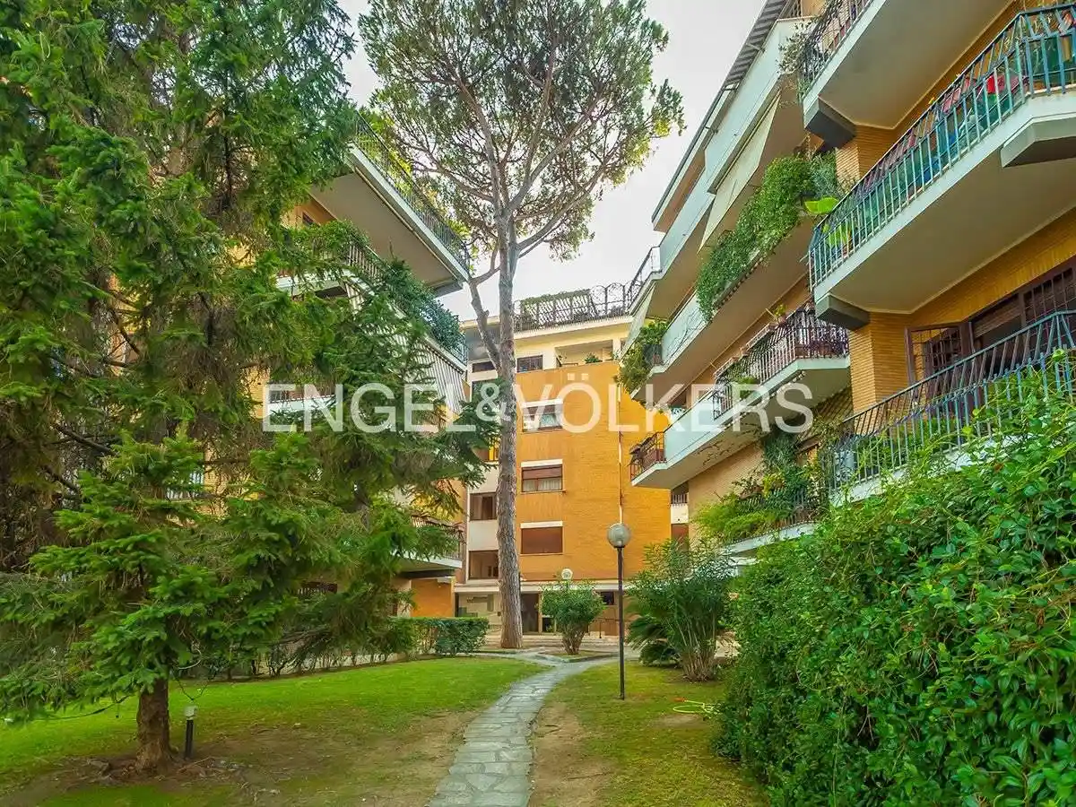 Appartamento in vendita a Roma