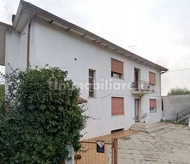 Casa indipendente in vendita a Paese