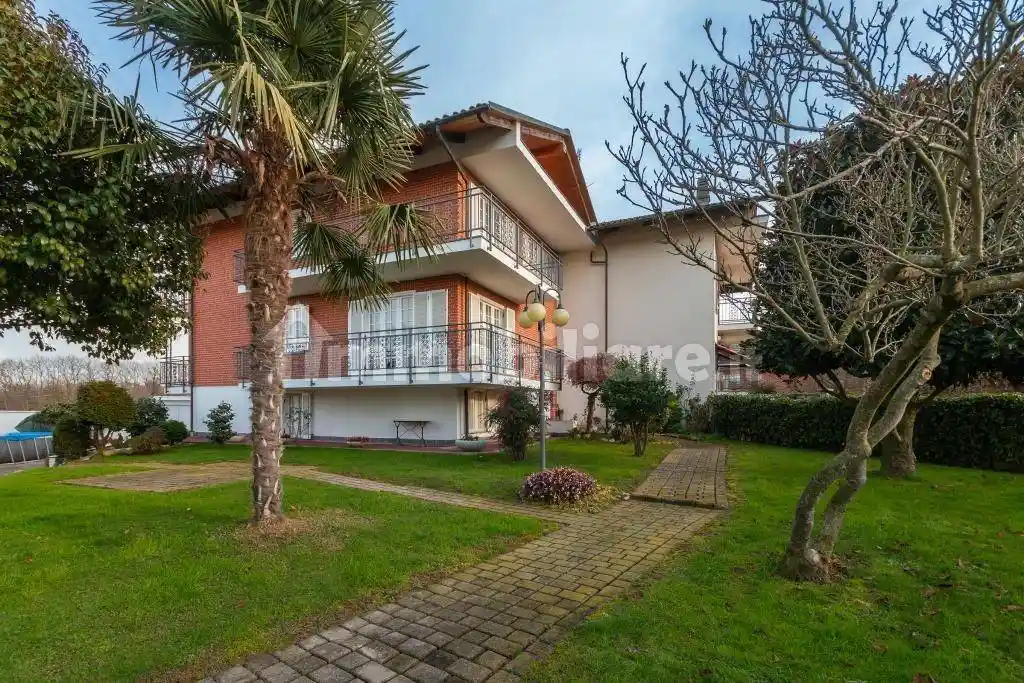 Villa in vendita a Volpiano