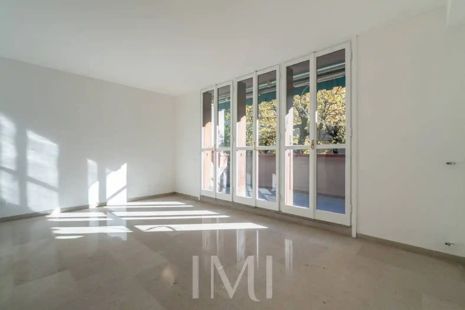 Quadrilocale via Fiuggi 19, Istria, Milano - foto 5