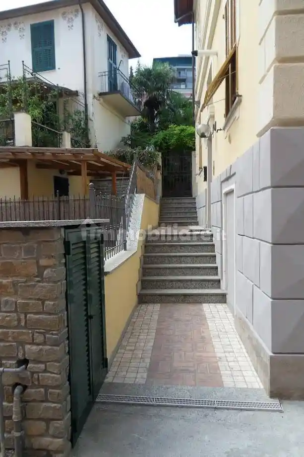 Quadrilocale piazza Sant'Ambrogio 18, Centro, Alassio - foto 3