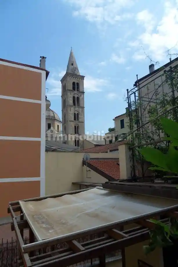 Quadrilocale piazza Sant'Ambrogio 18, Centro, Alassio - foto 4