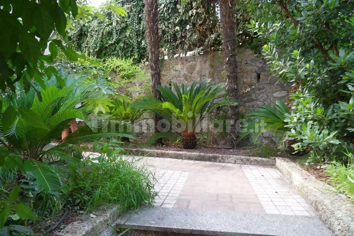 Quadrilocale piazza Sant'Ambrogio 18, Centro, Alassio - foto 5