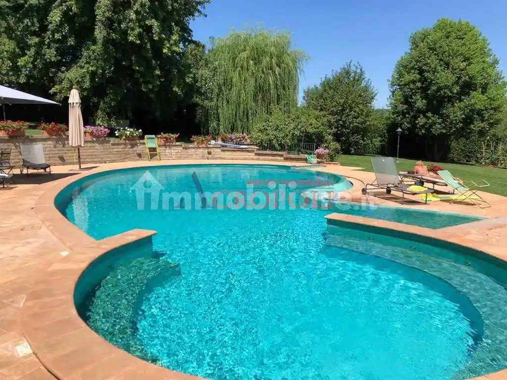 Villa in vendita a Bracciano