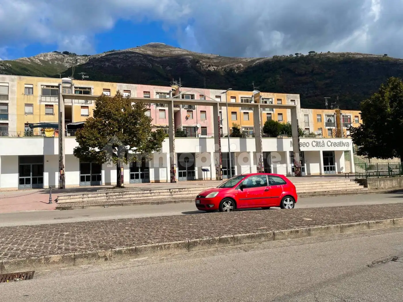 Appartamento in vendita a Salerno