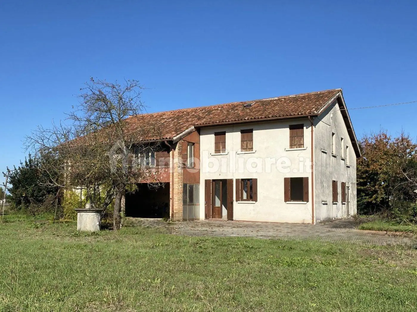 Casa indipendente in vendita a Villa Estense