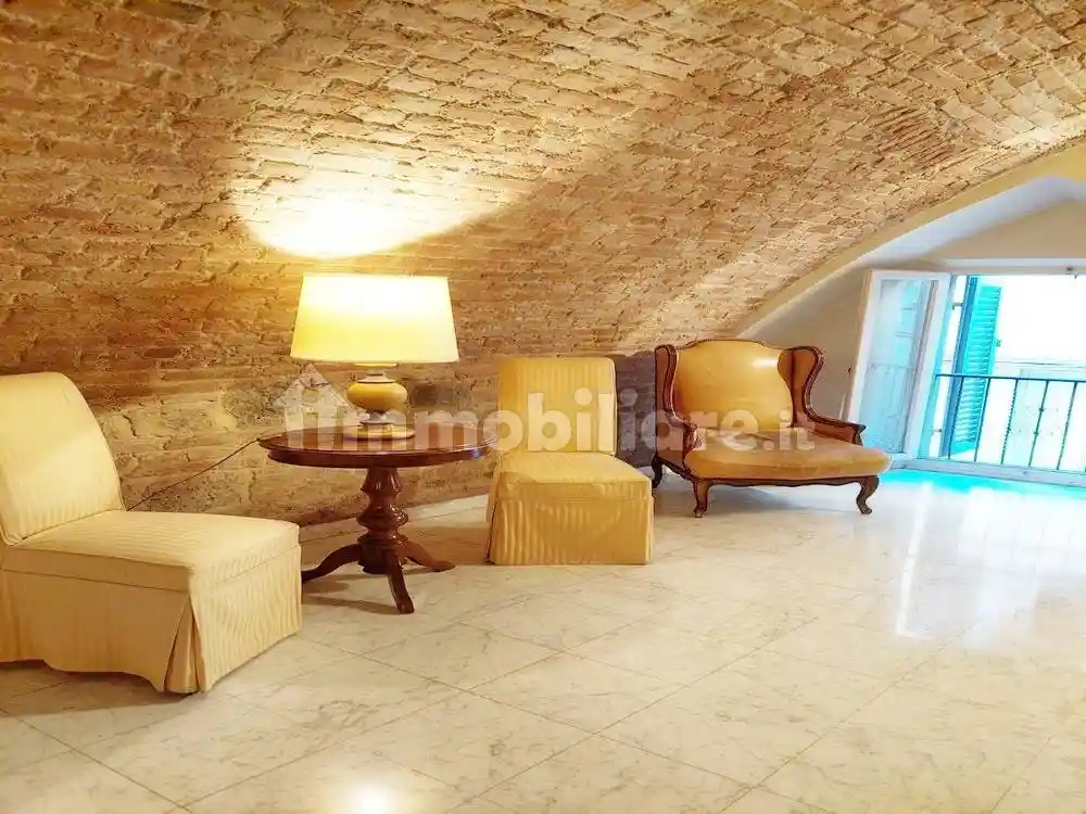 Trilocale via delle Terme, San Domenico - Fontebranda, Siena - foto 4