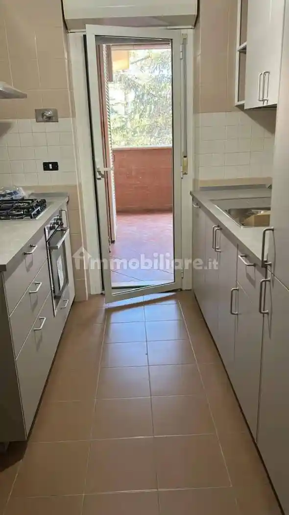 Trilocale via Cassia 1110, La Giustiniana, Roma - foto 2