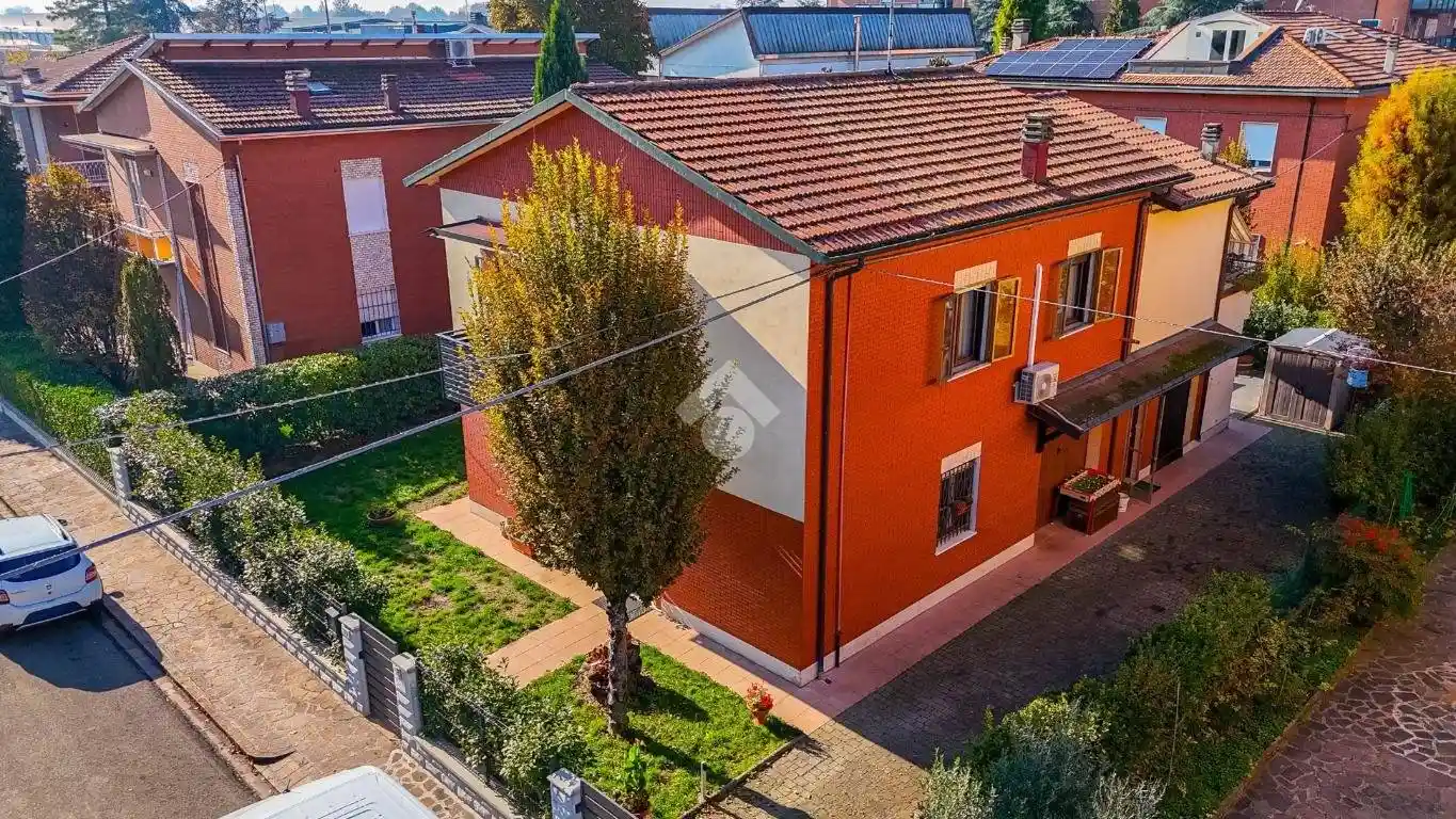 Casa indipendente in vendita a Carpi