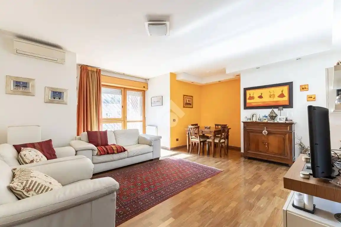 Appartamento in vendita a Roma