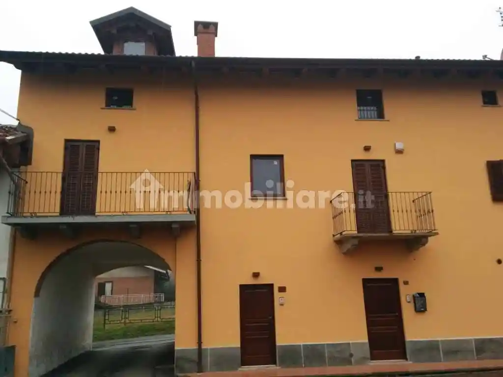 Appartamento in vendita a Roletto