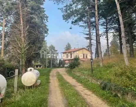 Casa indipendente in vendita a Borgo Tossignano