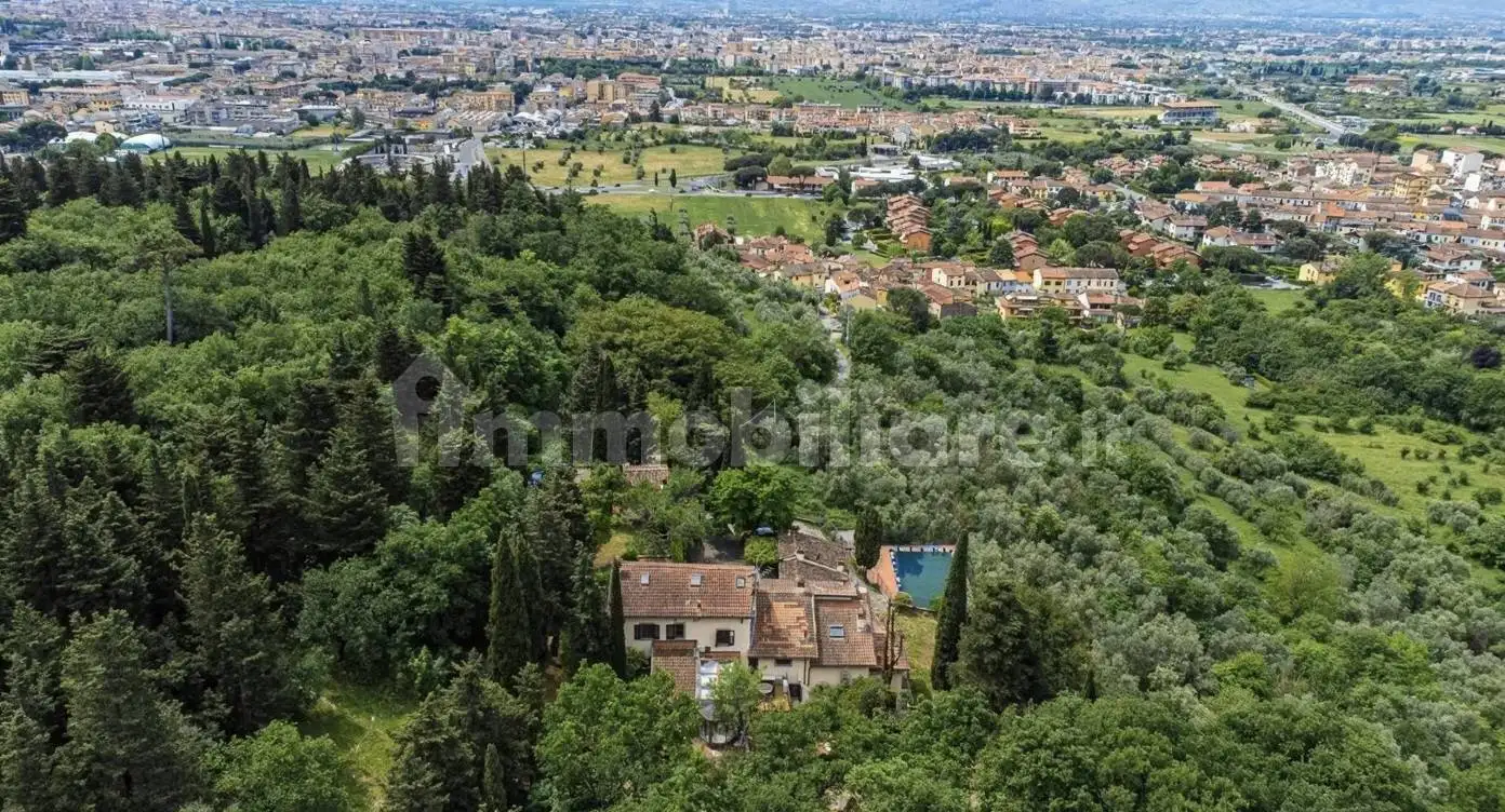 Villa in vendita a Prato