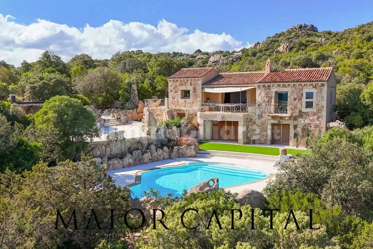 Villa in vendita a Arzachena