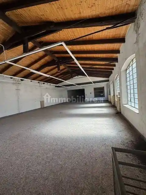 Palazzo - Edificio in vendita a Alessandria