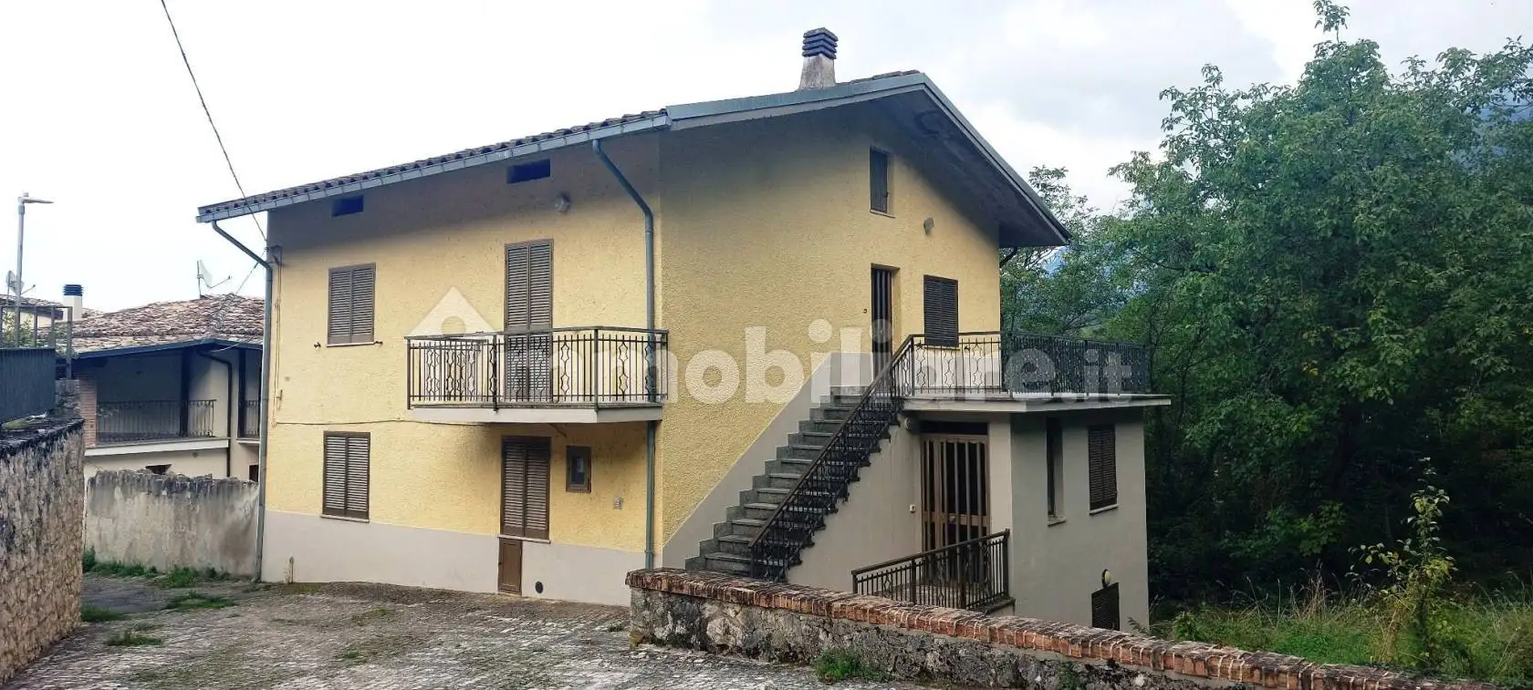 Villa in vendita a Isola del Gran Sasso d'Italia