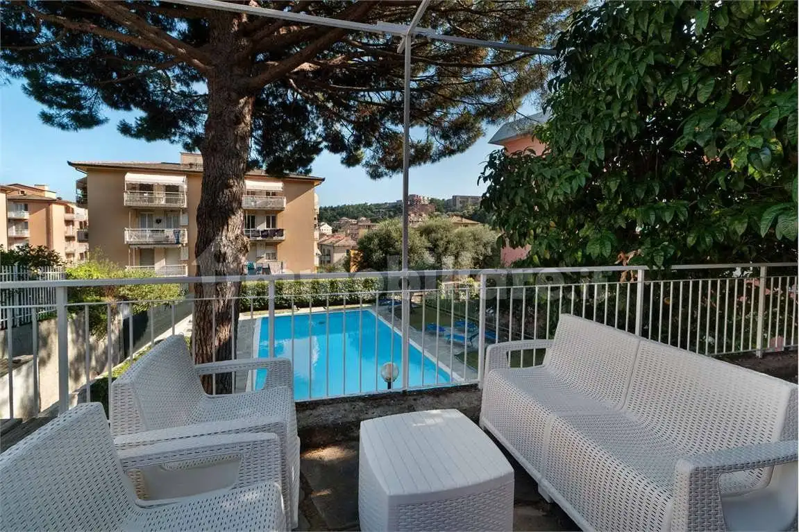 Appartamento in affitto a Arenzano