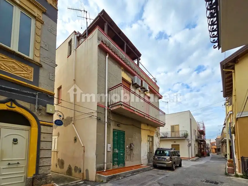 Casa indipendente in vendita a Messina