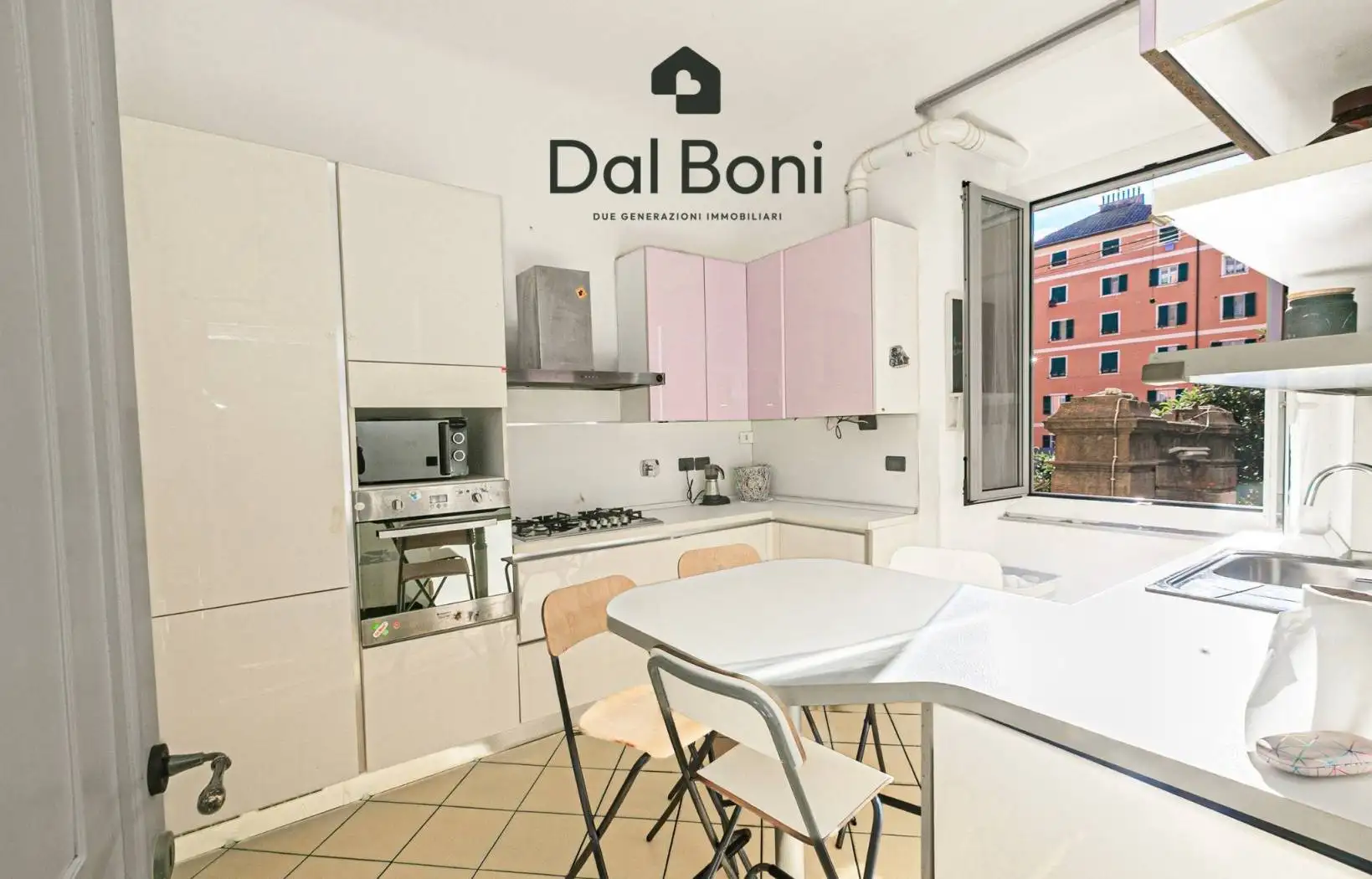 Appartamento in vendita a Genova