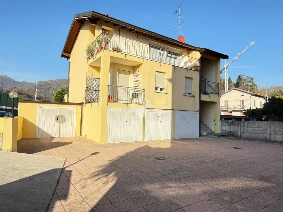 Appartamento in vendita a Olgiate Molgora