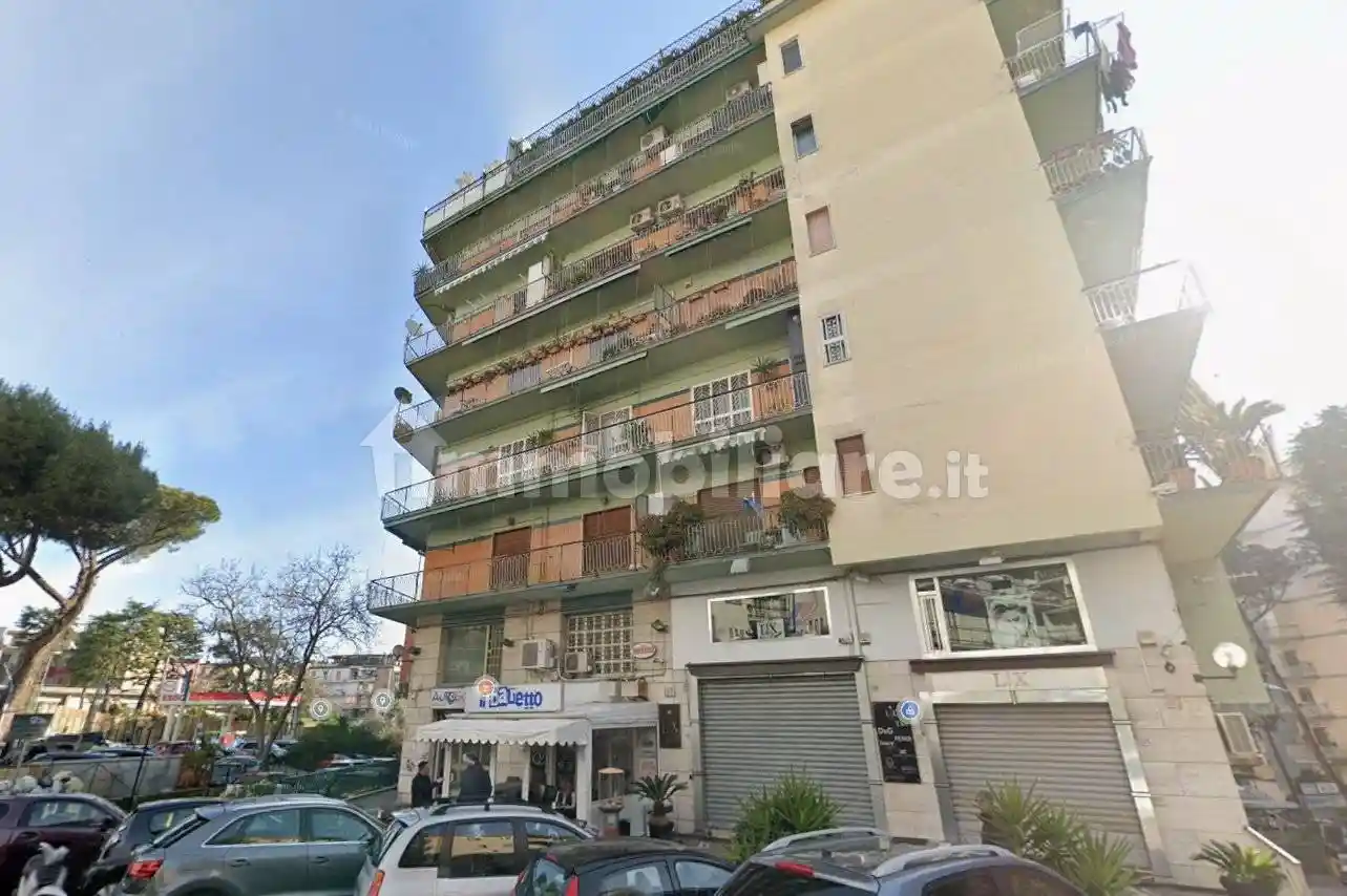 Appartamento viale dei Pini 101, Colli Aminei - Capodimonte, Napoli - foto 3