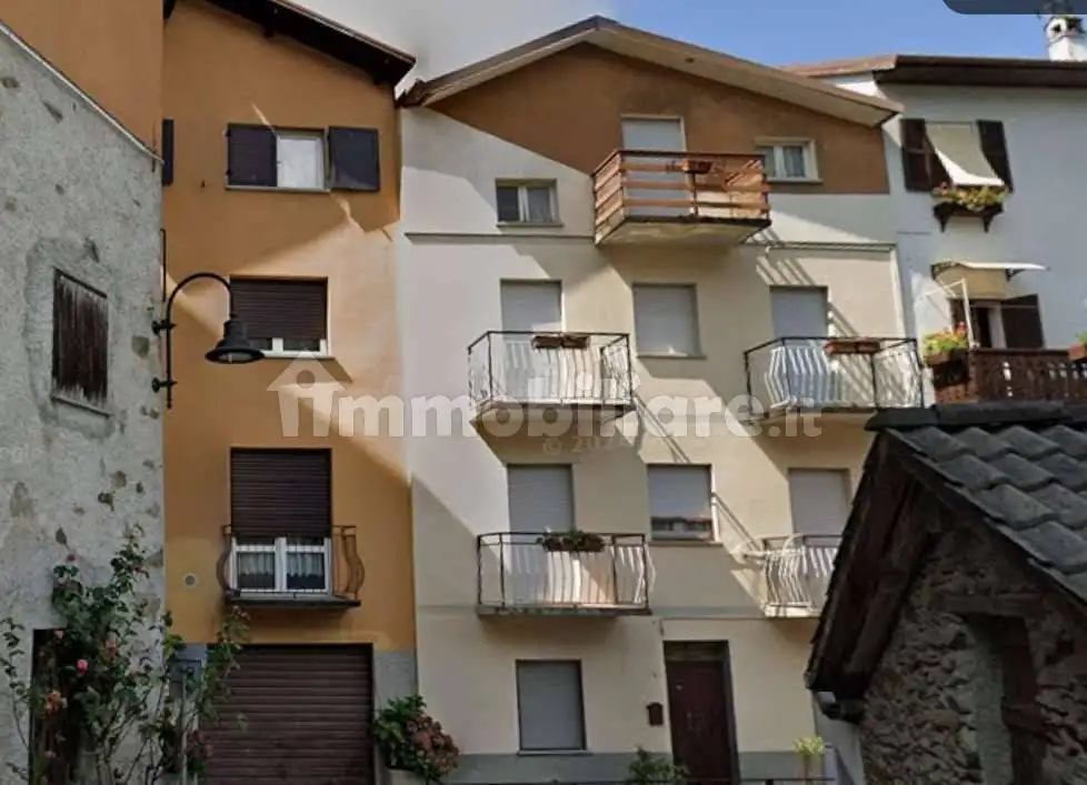 Appartamento in asta a Rasura