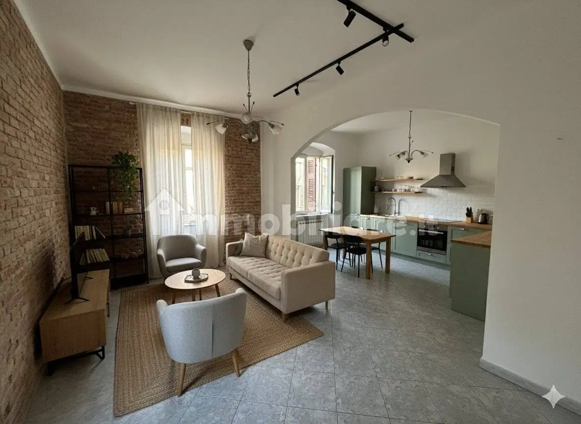 Casa indipendente in vendita a Sarzana