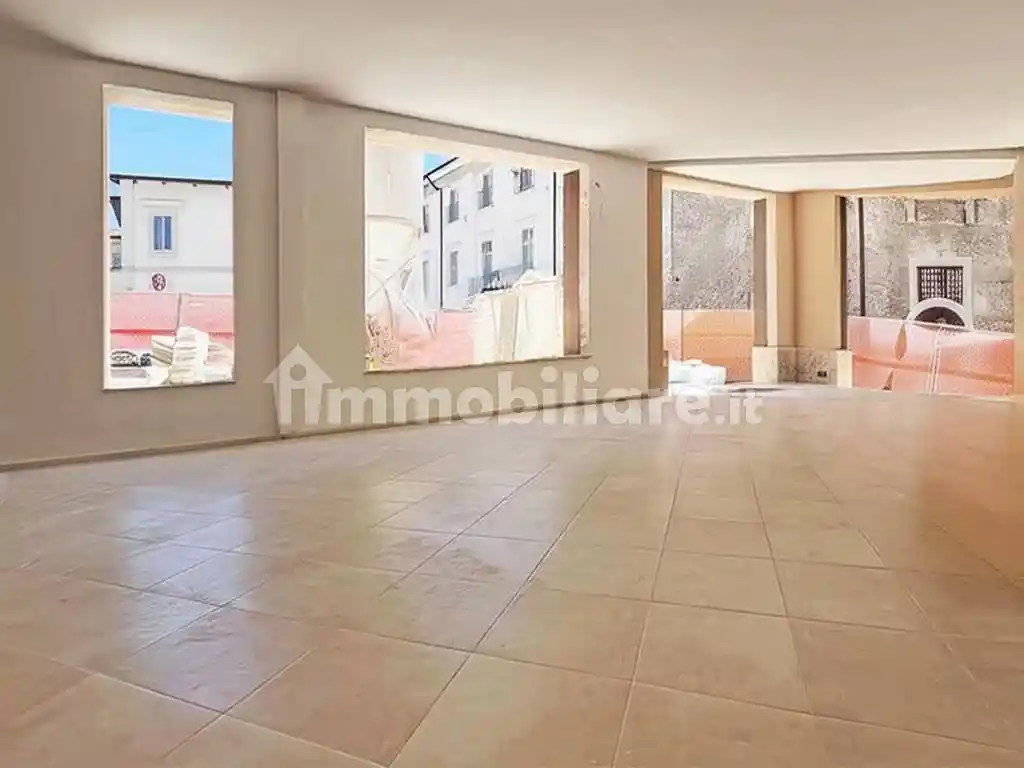 Terratetto unifamiliare piazza San Pietro a Coppito, Duomo - Fontana Luminosa, L'Aquila - foto 2