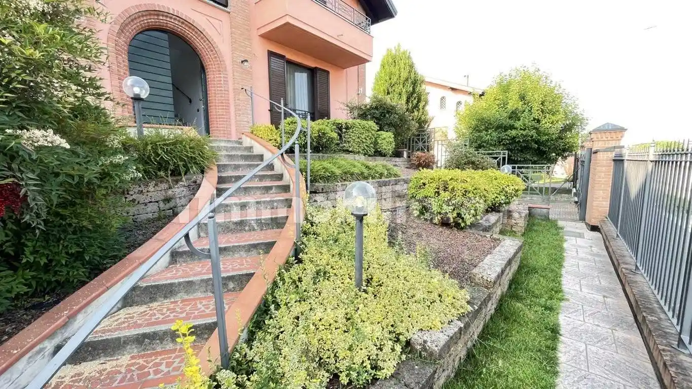 Trilocale ottimo stato, primo piano, Zelo Surrigone, Vermezzo con Zelo - foto 3