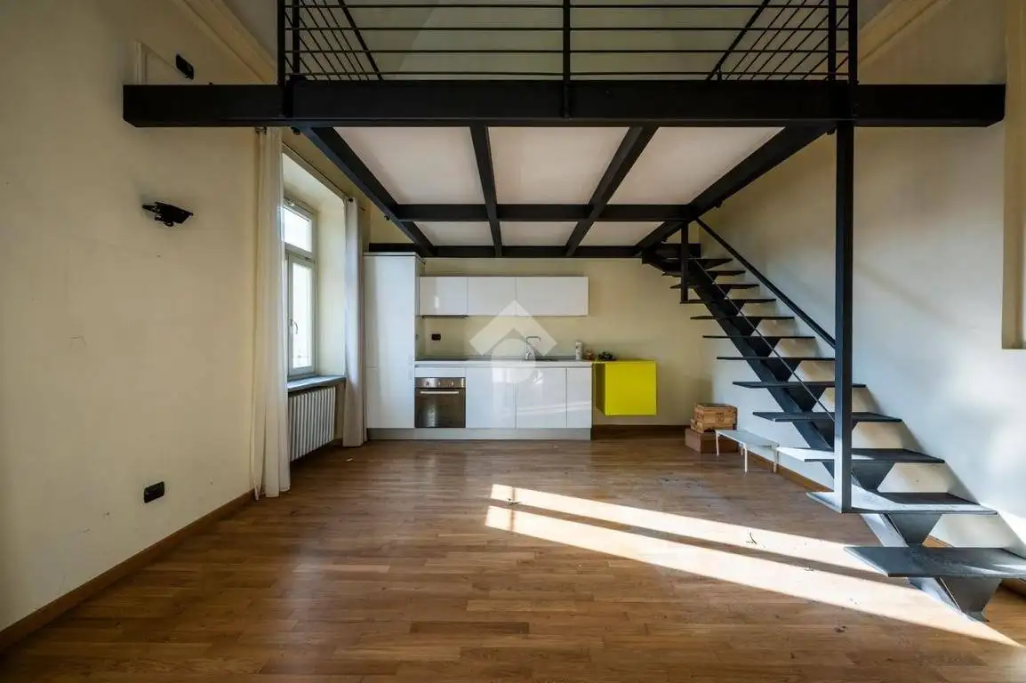 Bilocale via monte di pietà 24, Centro, Saluzzo - foto 5