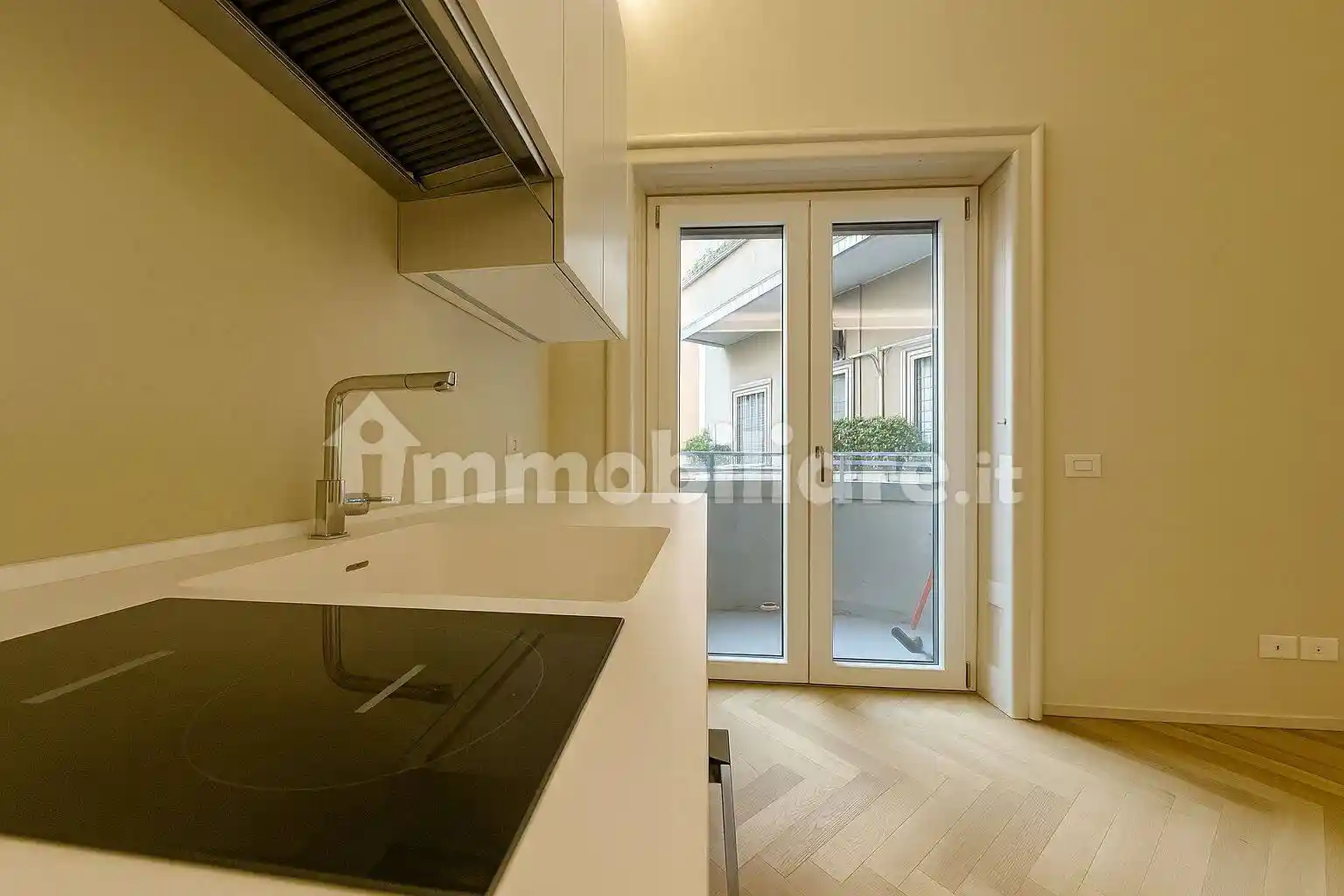 Trilocale via Costanza, Washington, Milano - foto 2