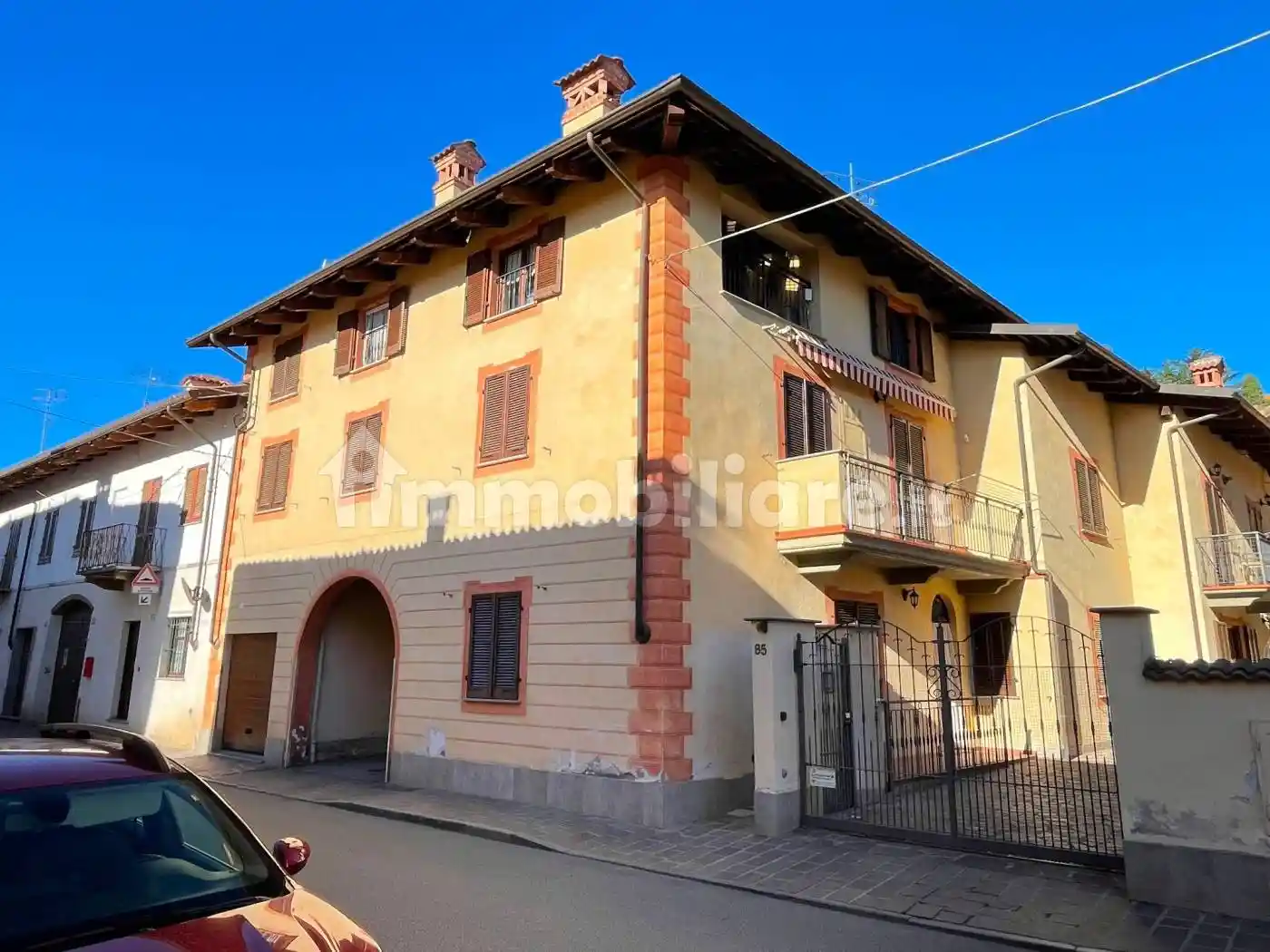 Appartamento in vendita a Sanfrè