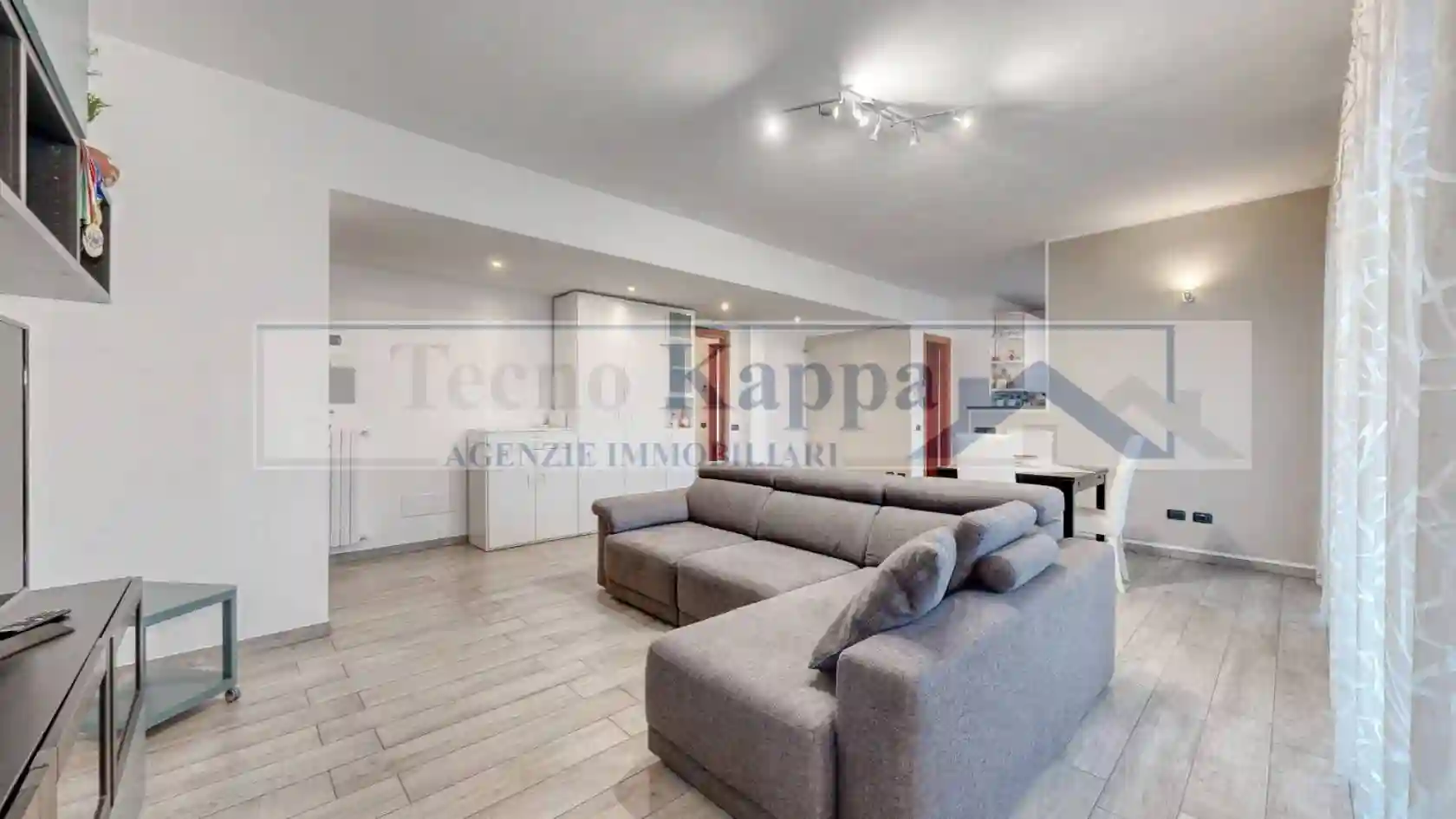 Appartamento in vendita a Carugate