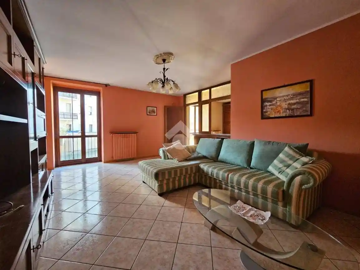 Appartamento in vendita a Nizza Monferrato
