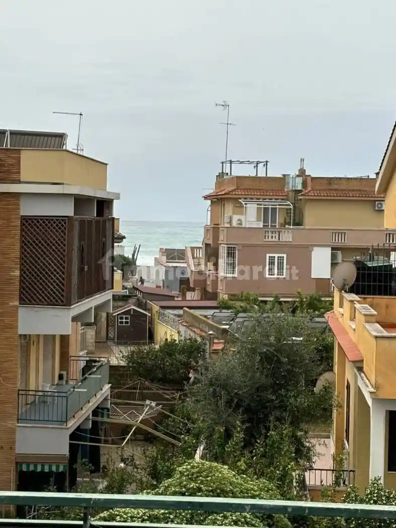 Quadrilocale via Campi Di Torre Flavia 34, Zona Domitilla, Ladispoli - foto 5