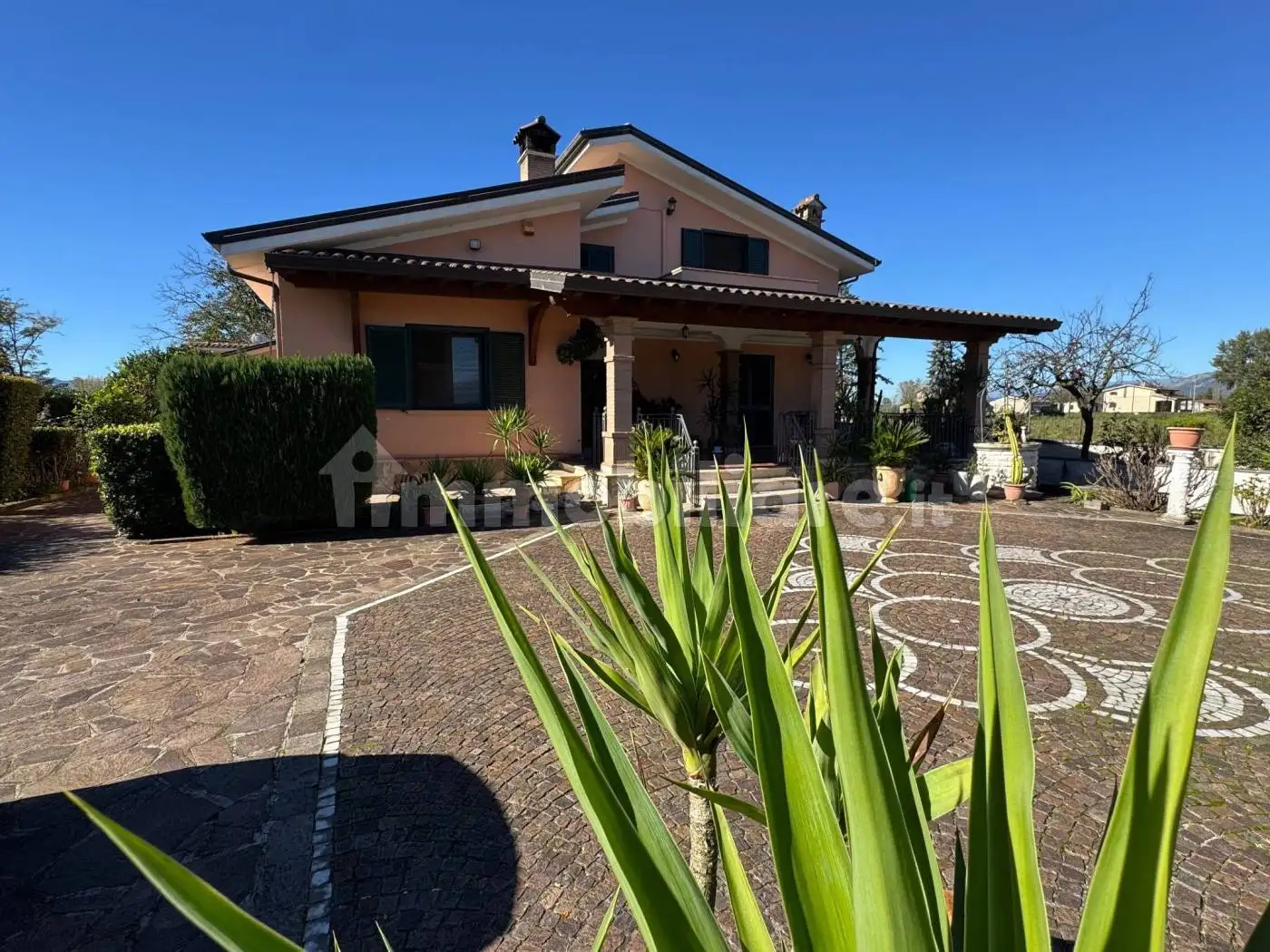 Villa in vendita a Aquino